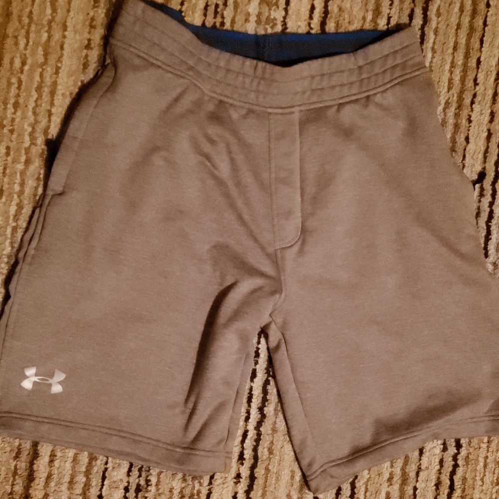 Men short
